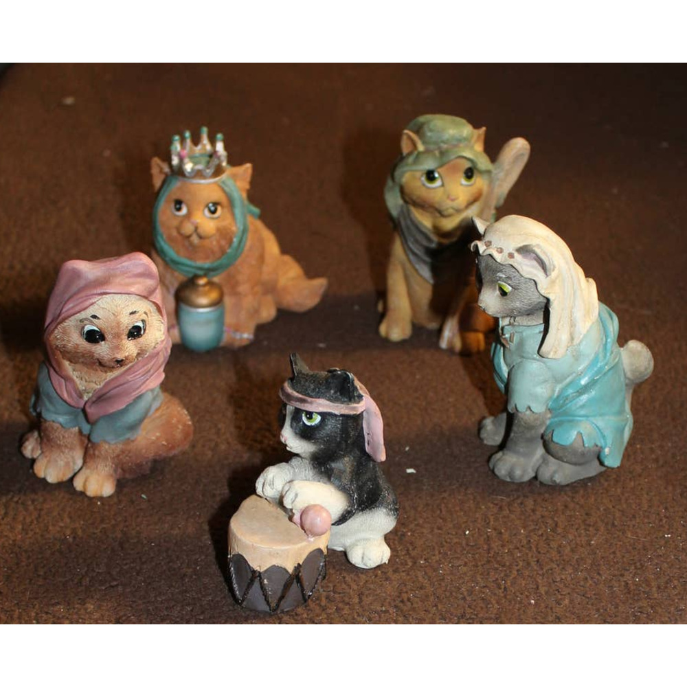 Vintage 5 piece cat figurines decorative set